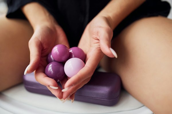 Comment les exercices de Kegel peuvent-ils aider à prévenir l'incontinence urinaire chez les femmes?